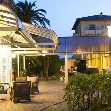 Battelli (adults Only) Marina di Pietrasanta