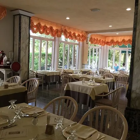Hotel Battelli